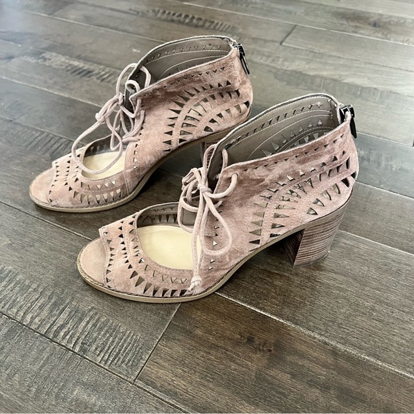 Vince Camuto Taupe Ankle Booties - Picture 3 of 14